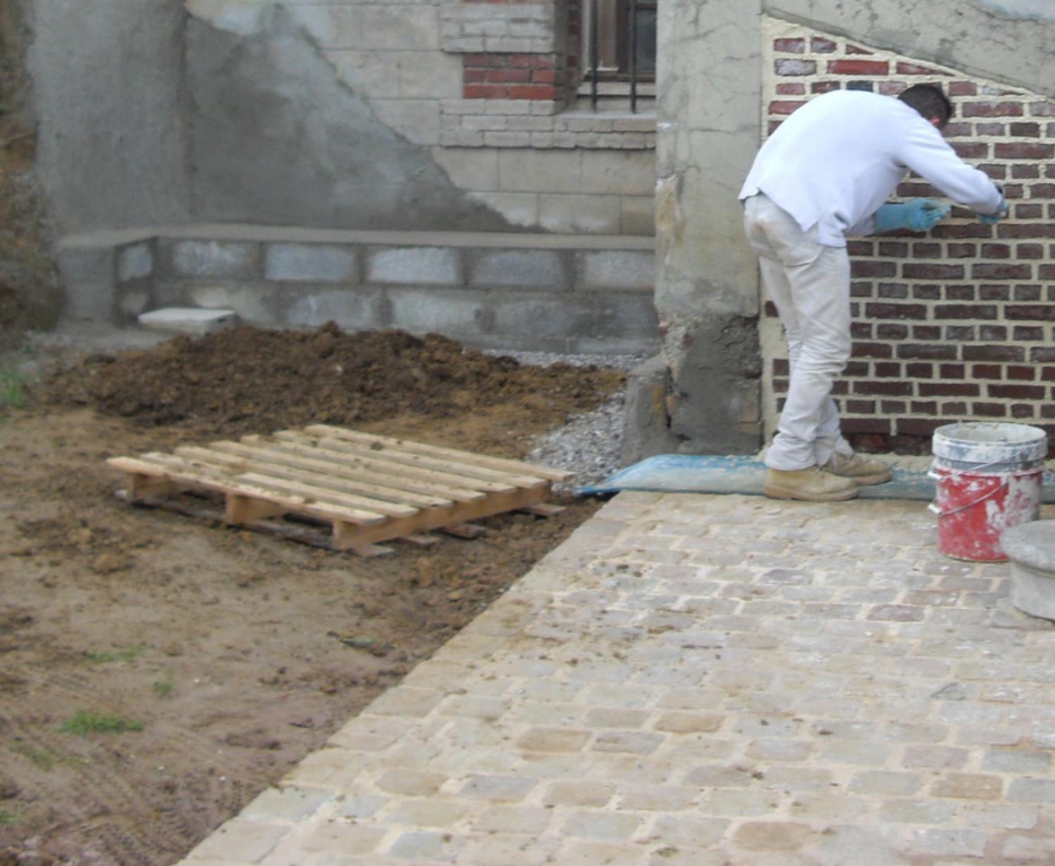 Rénovation de vos murs en brique, joints, pose de vos clotures, maçonnerie ...