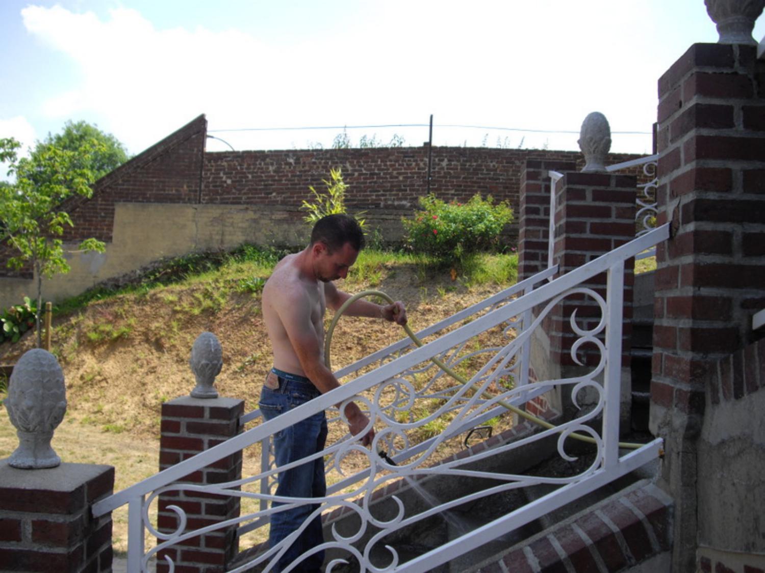 Rénovation de vos murs en brique, joints, pose de vos clotures, maçonnerie ...