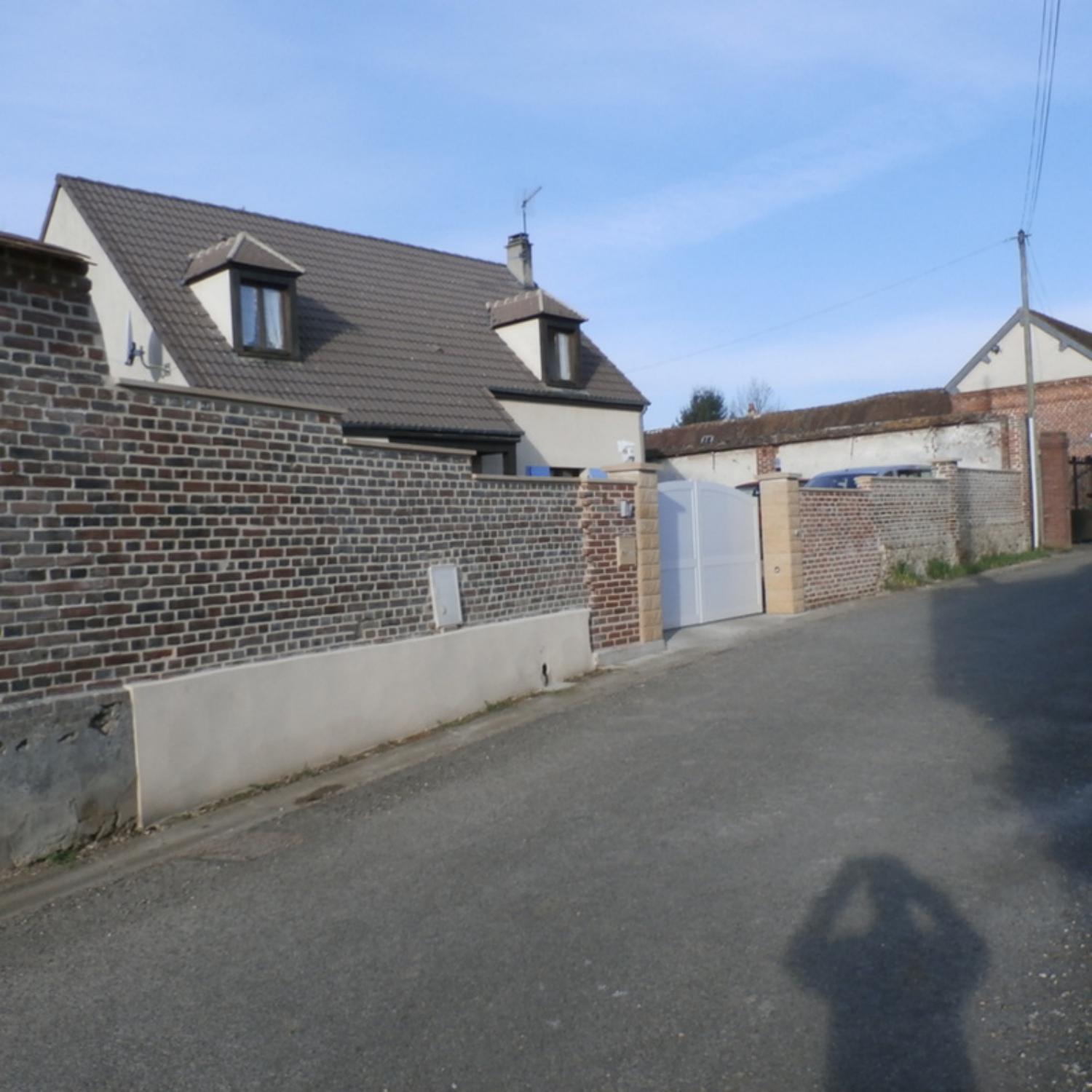 Rénovation de vos murs en brique, joints, pose de vos clotures, maçonnerie ...