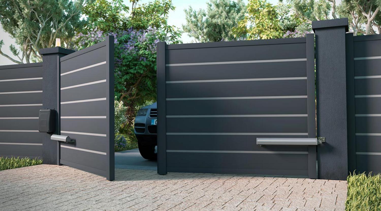 Pose de votre portail design et contemporain motorisé ou non en bois, aluminium, pvc ...