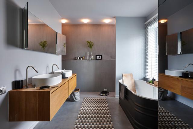 Réhabilitation de votre salle de bain, pose de carrelage, de la faïence, des éléments ...